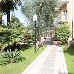 فندق Drago By Double Hospitality