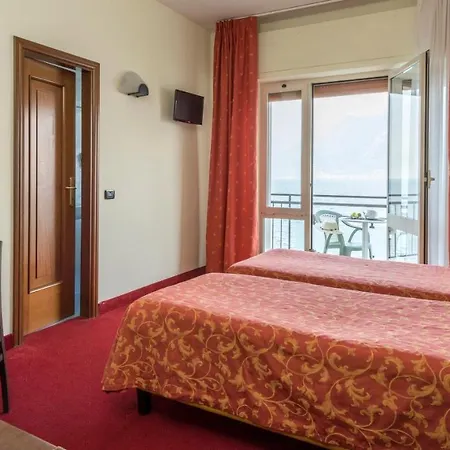 Hotel Drago By Double Hospitality 3* 布雷佐内加尔达