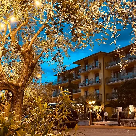 Hotel Drago By Double Hospitality 布雷佐内加尔达